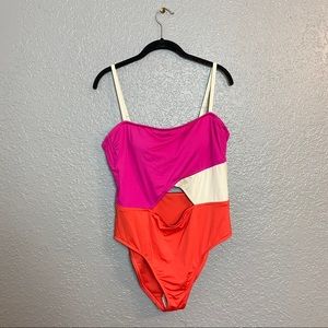 SHADE AND SHORE NWOT CUT OUT MULTI-COLOR SWIMSUIT